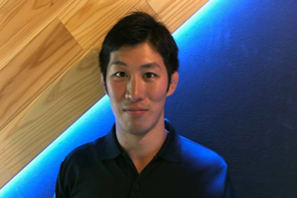 プロフィール