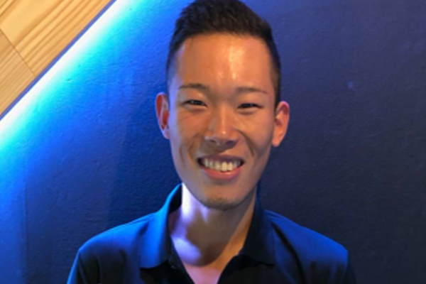 プロフィール